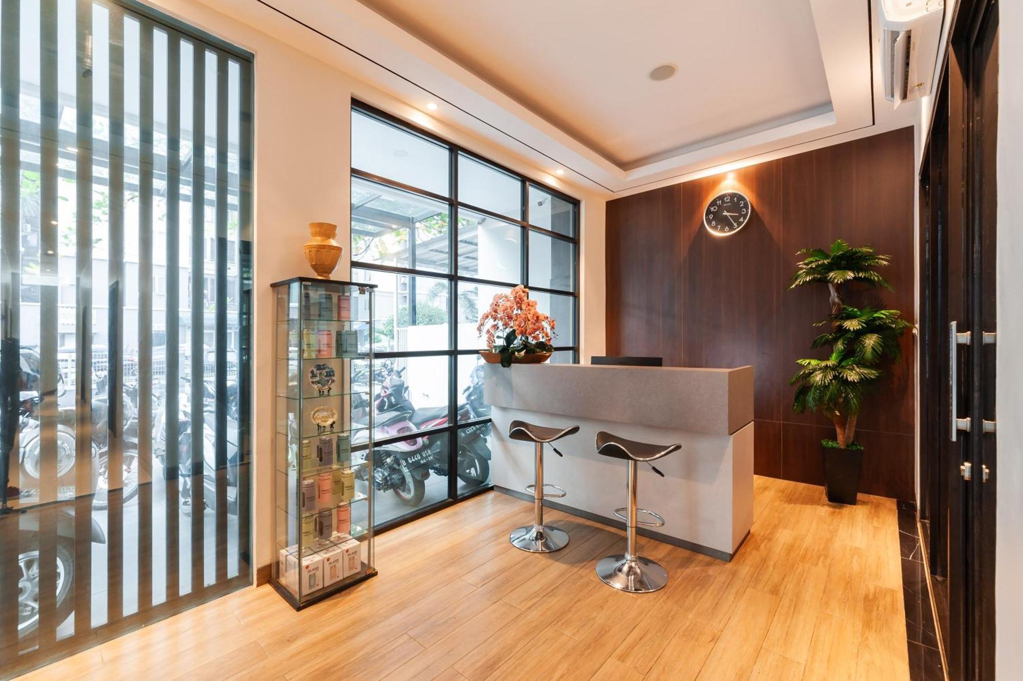 Urbanview Hotel Cengkareng Jakarta By Reddoorz Εξωτερικό φωτογραφία